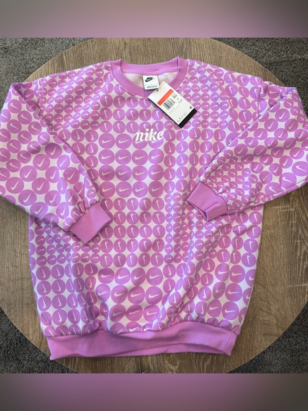 Brand new Girl’s Nike Patterned Crewneck Sweatshirt